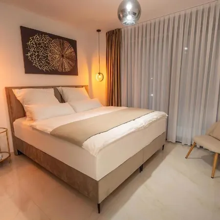 Moderne In Mit Meerblick & Pool - Bei Sibenik Villa Brodarica