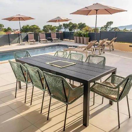 Moderne In Mit Meerblick&pool - Bei šibenik Villa *