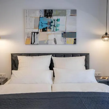 Moderne In Mit Meerblick&pool - Bei šibenik Villa *