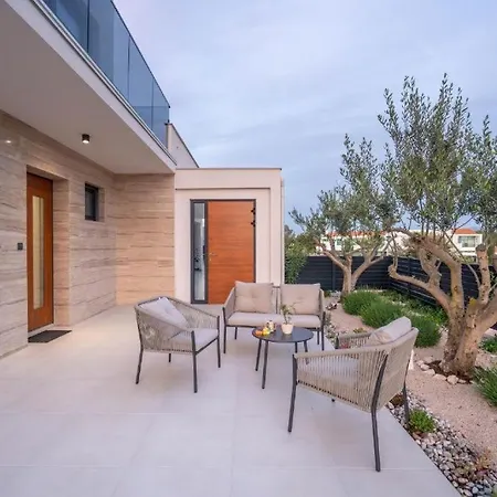 Moderne In Mit Meerblick&pool - Bei šibenik Villa Brodarica (Sibenik-Knin)