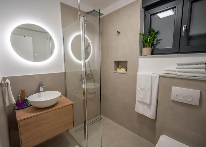 Moderne In Mit Meerblick & Pool - Bei Sibenik Villa *